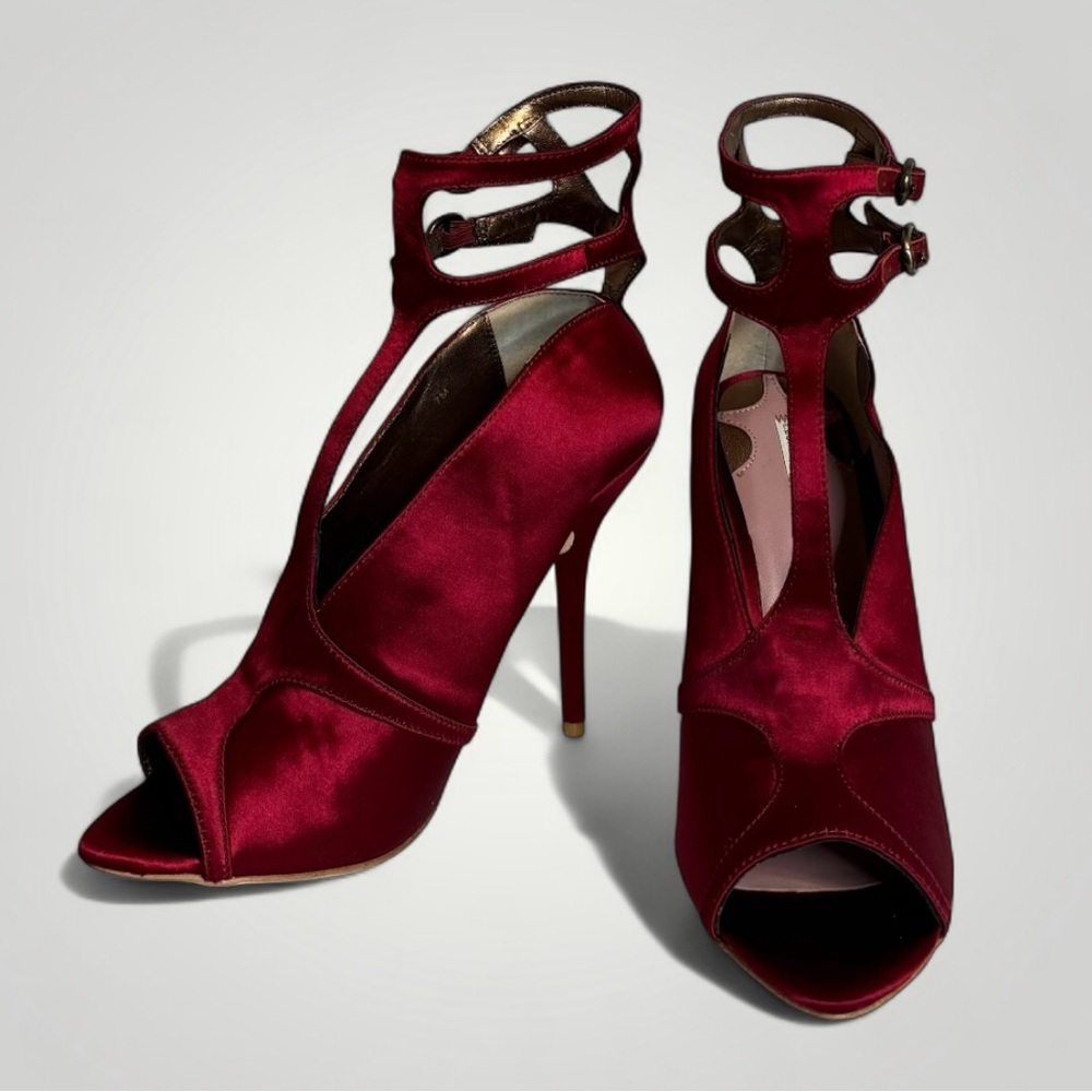 NEW LEON MAX PIKA SATIN & LEATHER WRAP PEEP TOE PUMPS in Bordeaux Size 7 NWOB